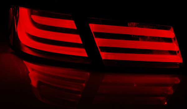 Zadní světla LED LightBar BMW 5 F10 sedan 10-13 červená/bílá