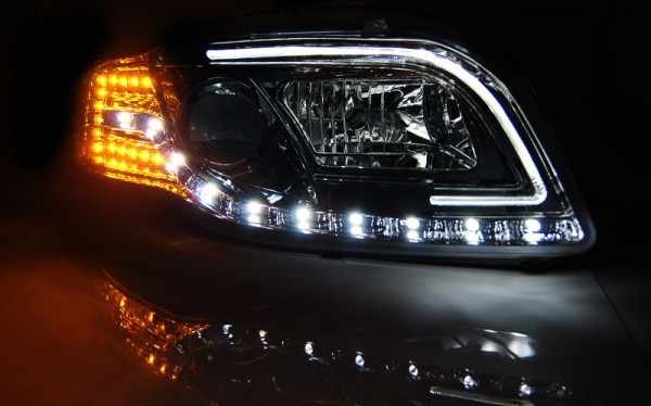 Přední světla LED TubeLights,LED blinkr AUDI A4 B7 04-08 chrom