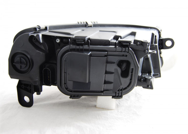 Přední světla s Angel eyes a LED AUDI A6 C6 04-08 černá
