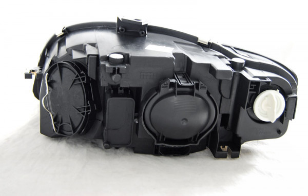 Přední světlo čiré pravé Audi A4 B7 04-08