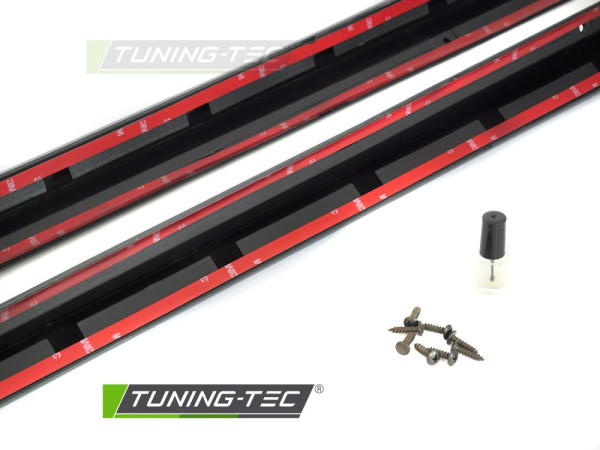 Boční prahy VW Golf 7 12- GTI style - černé lesklé