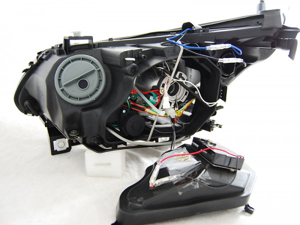 Přední světla angel eyes CCFL BMW E60/E61 03-04 xenon D2S černá